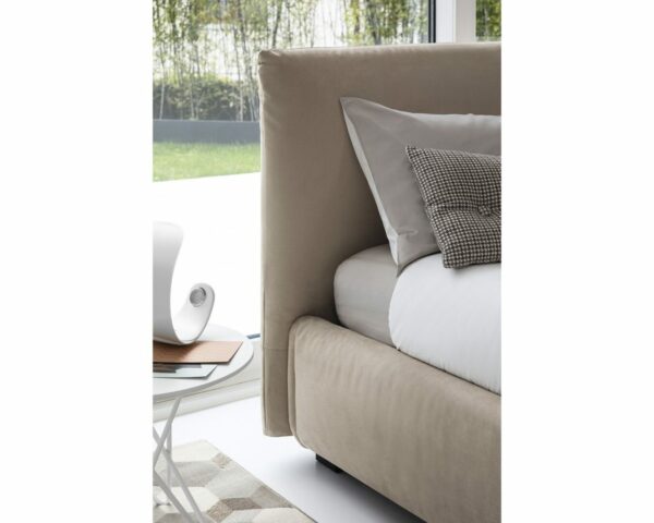 Кровать MAGENTA CS/6088 2