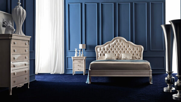 Тумбочка CLARA 4