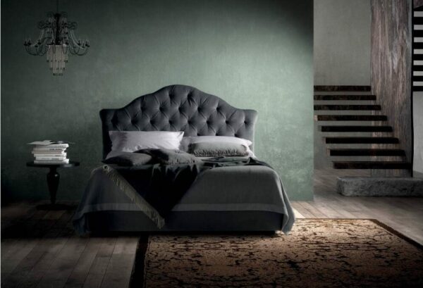 Кровать Queen 1