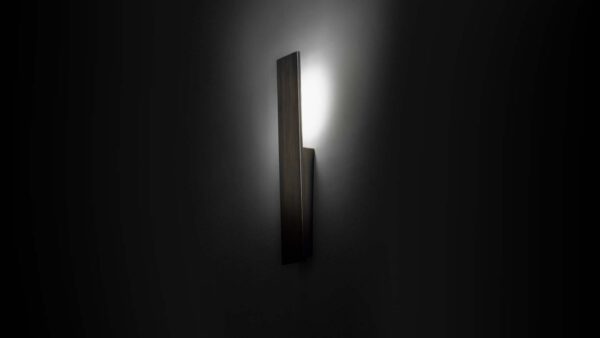 Настенная лампа ESSENTIAL 2