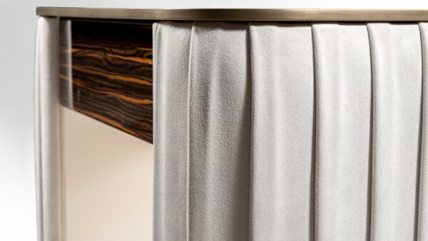 Тумбочка PLISSE 2