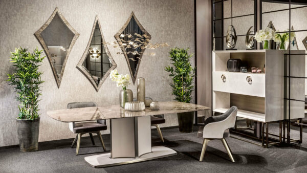 Витрина VOYAGE 2