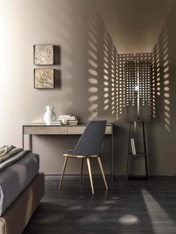 Стул IMBOTTITA 7