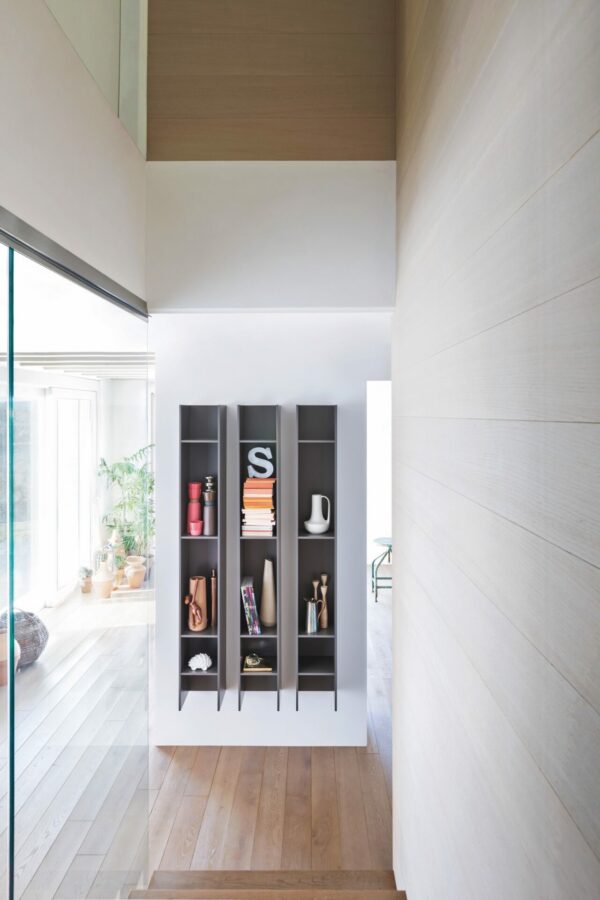 Книжный шкаф BUTTERFLY 3