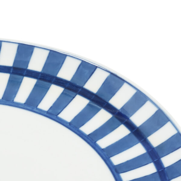 Тарелка CROSS 2