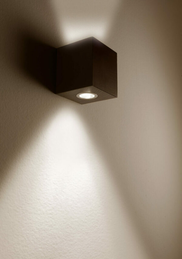 Настенная лампа CUDO 6