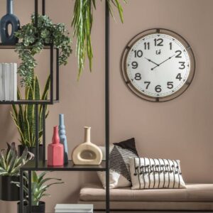 Часы WORK IN PROGRESS 3