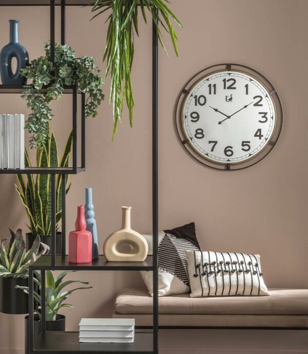 Часы WORK IN PROGRESS 3