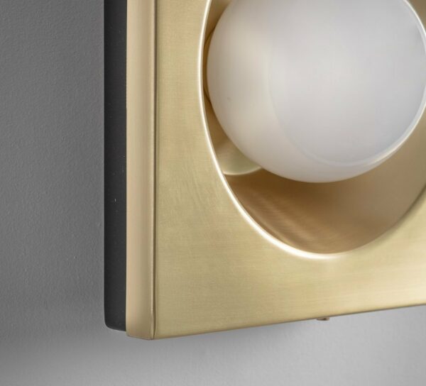 Настенная лампа KINS 3