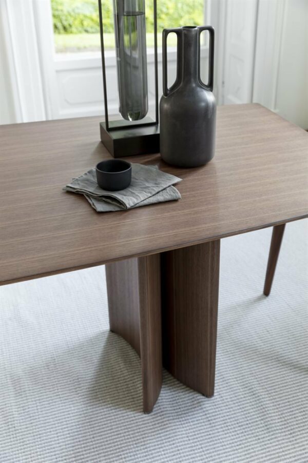 Обеденный стол Alan 7