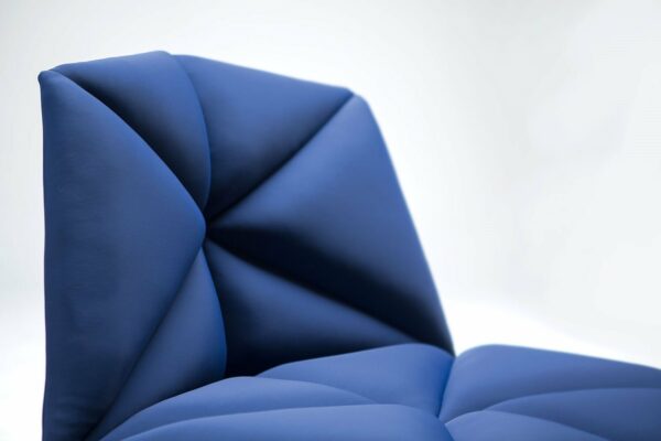 Кресло GOSSIP 32