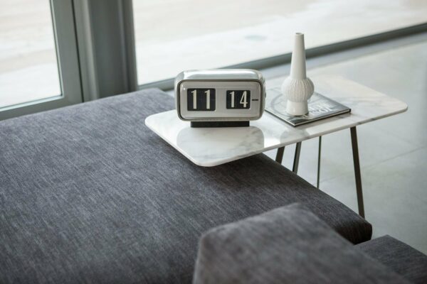 Приставной столик PHIL 4