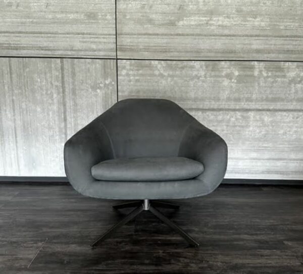 Итальянское поворотное кресло BOND в коже