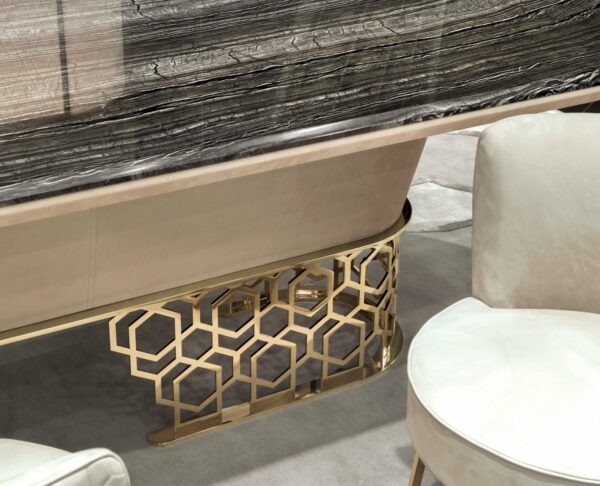 Стол CLAIRMONT 7