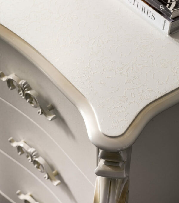 Комод VERSAILLE 4