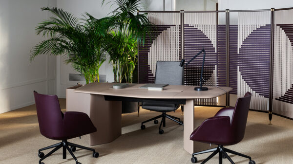 Письменный стол TRUST ICONIC 14