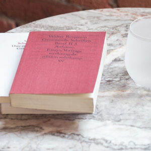 Приставной столик ILARY monolithic 7