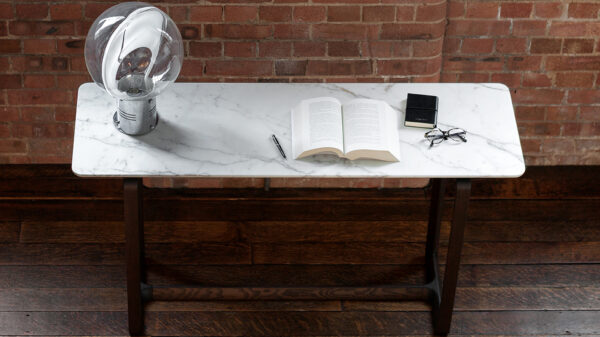 Консоль FIDELIO 10