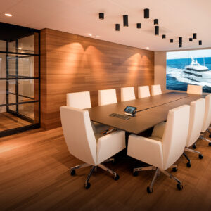 Офисное кресло CHANCELLOR 9