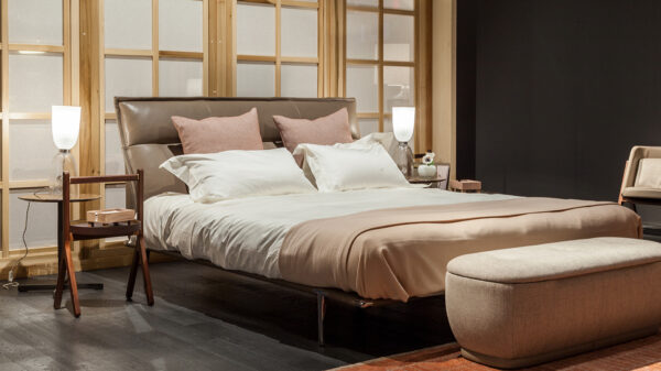 Приставной столик REN 9