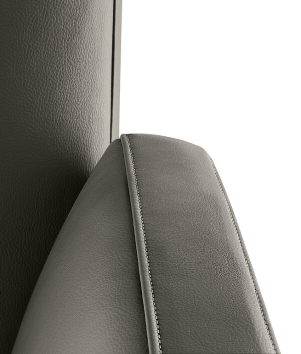 Офисное кресло CHANCELLOR 24