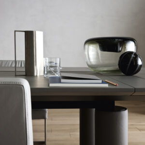 Письменный стол C.E.O. CUBE 8