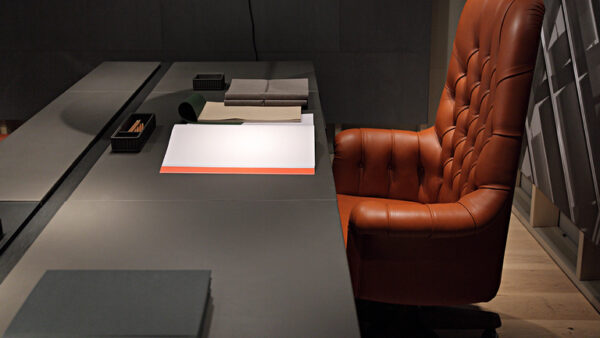 Письменный стол JOBS 10