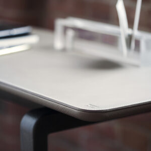 Консоль FIDELIO 18