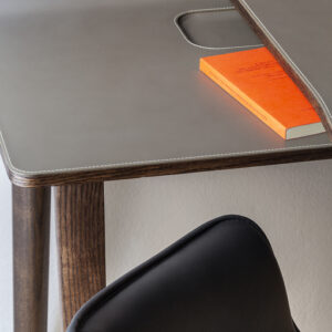 Письменный стол IREN FREESTANDING 22