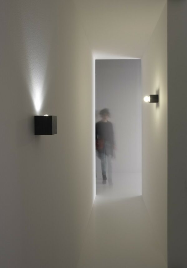 Настенная лампа CUDO 9