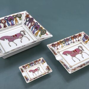 Набор посуды FOUR HORSES 4