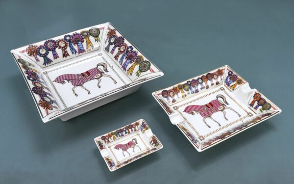 Набор посуды FOUR HORSES 4