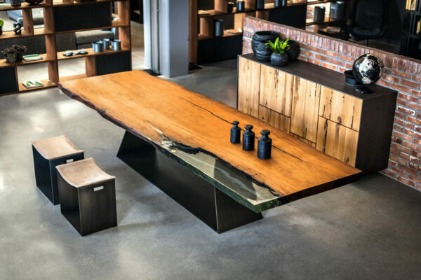 Стол KAURI BEDROCK 4