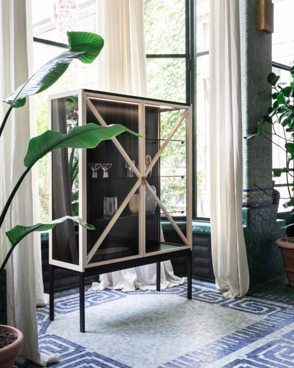 Витрина Kramer 3