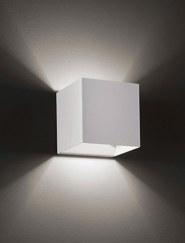 Настенная лампа LASER 3