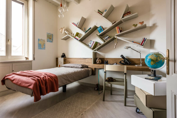 Письменный стол AIR 6