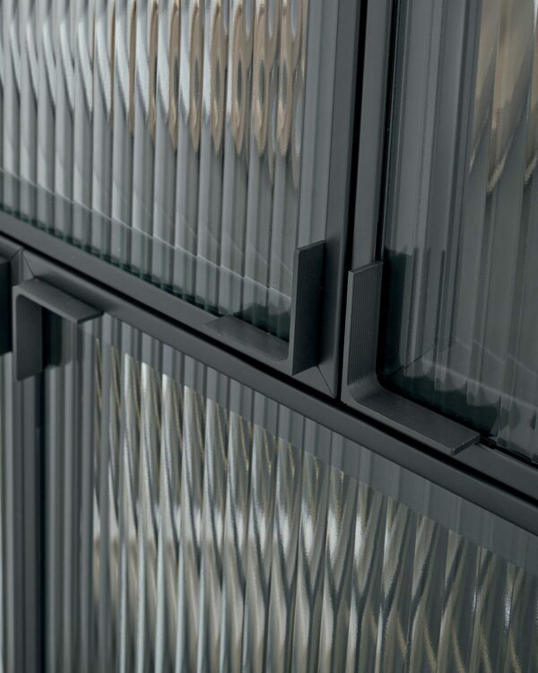 Витрина NINA 2