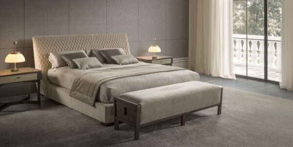 Тумбочка HE115 3