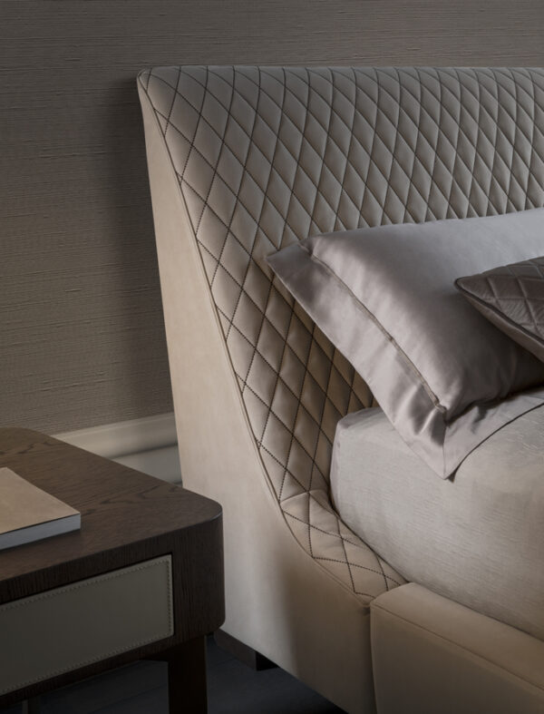 Кровать HE002 3