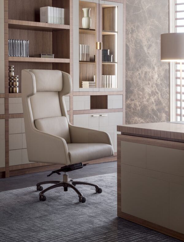 Офисное кресло MI210 3