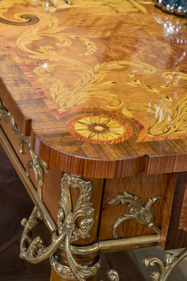 Консоль 349 4