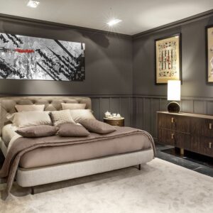 Настольная лампа MERIDIAN 5