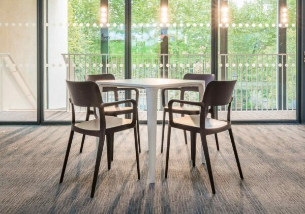 Стол Nenè quadro 4