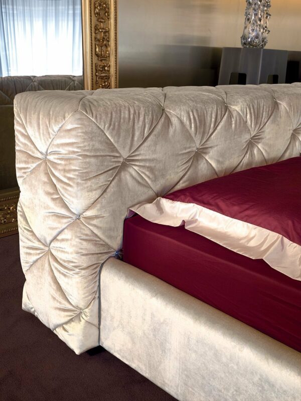 Кровать MUST 2