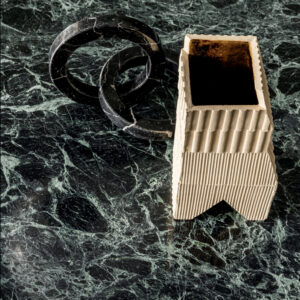 Стол HALF A SQUARE 4