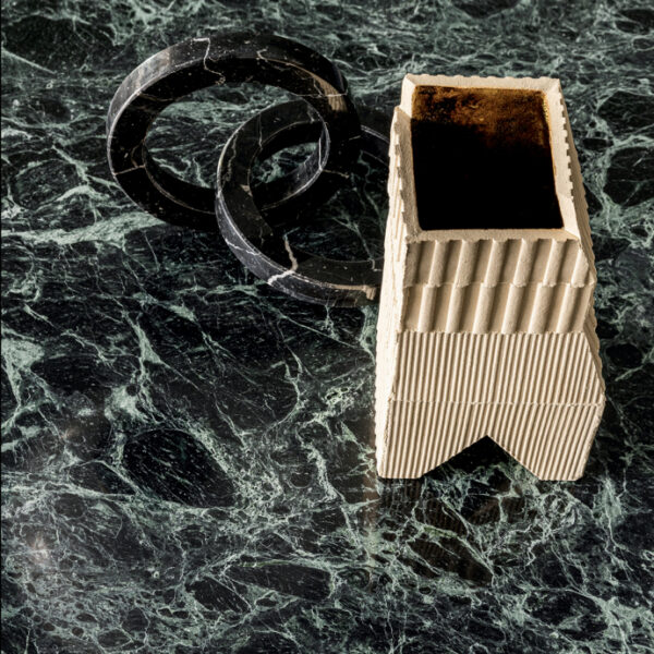 Стол HALF A SQUARE 4