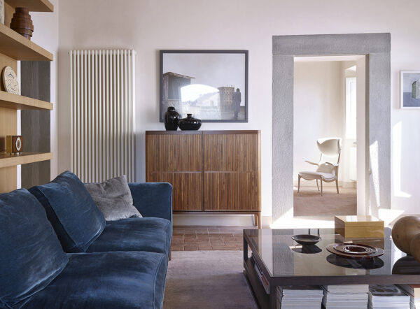 Бар NEVER FULL NIGH MID 3