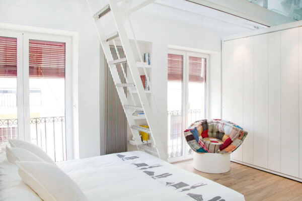 Кресло HUGGY 10