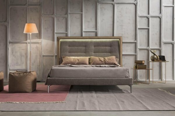 Кровать Queen 1