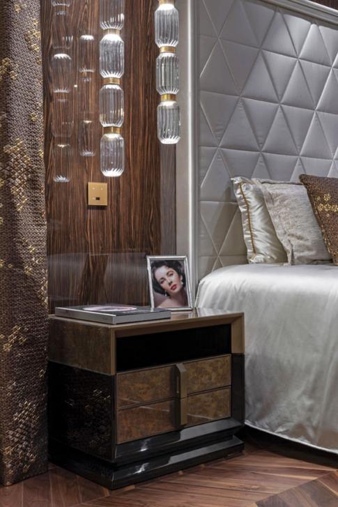 Прикроватная тумбочка BLAKE 2